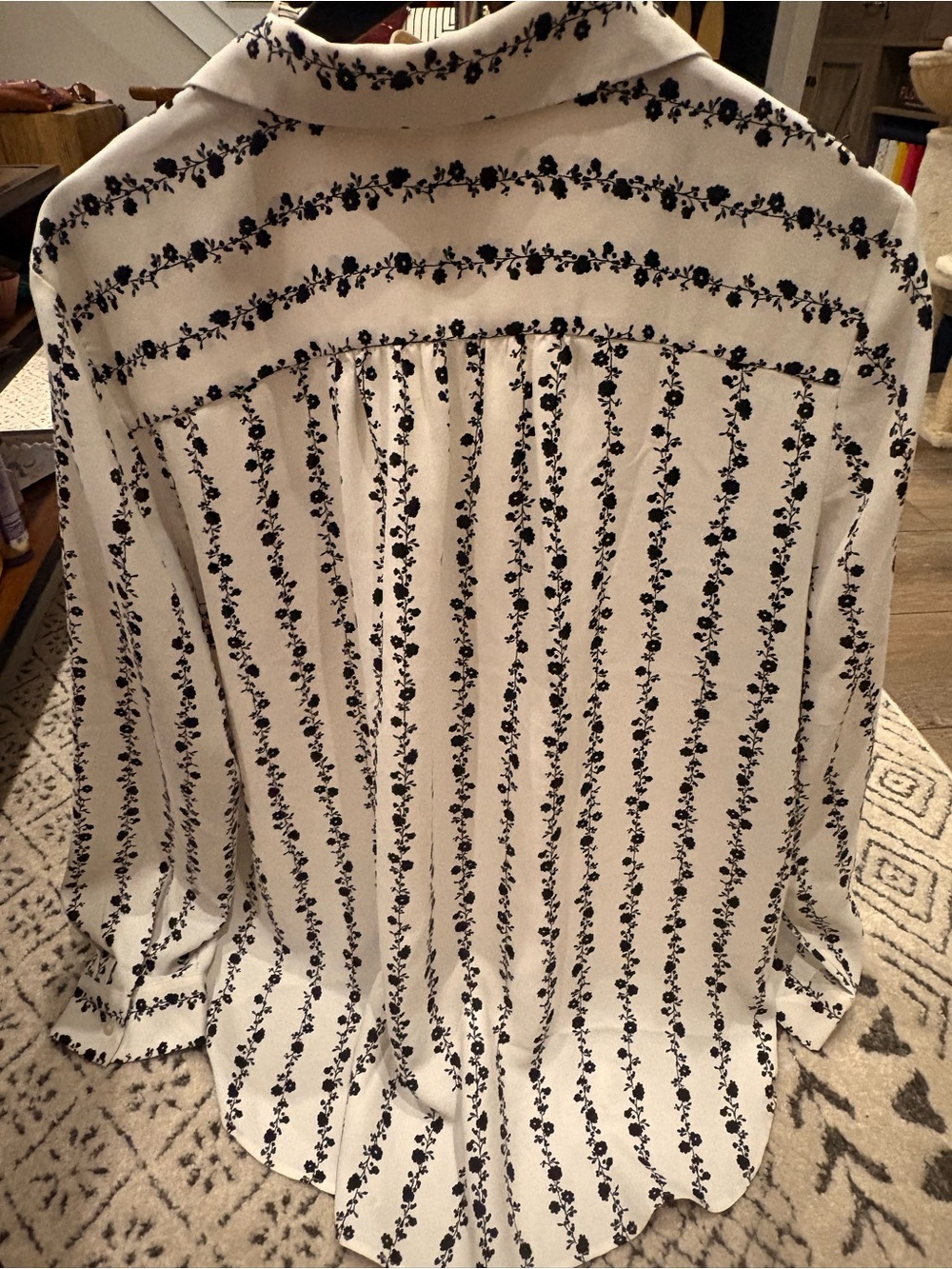 Ann Taylor White Blouse with Black Floral Stripe - Picture 3 of 4